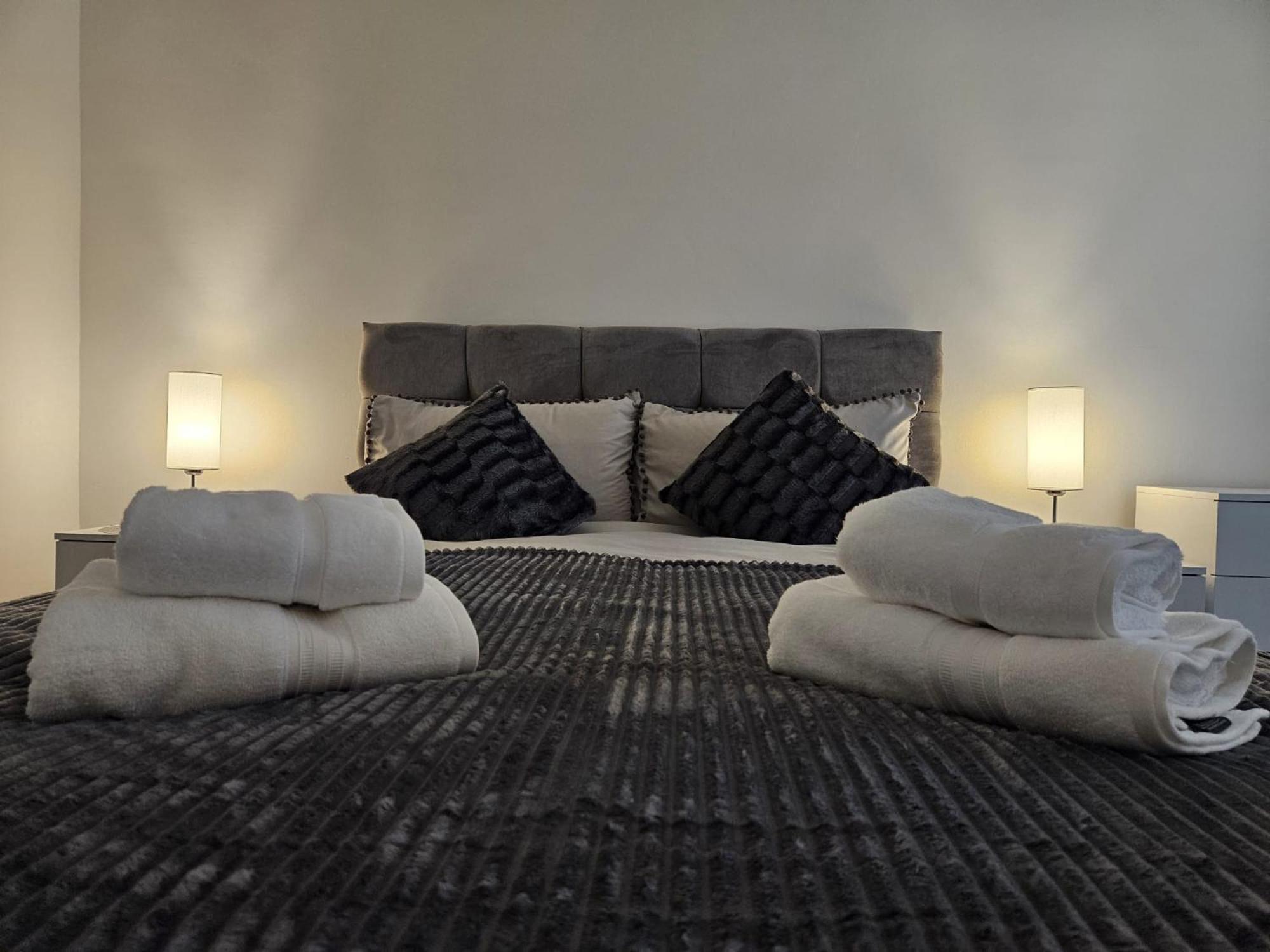Regina Apartment In ฟอร์ตวิลเลียม ภายนอก รูปภาพ