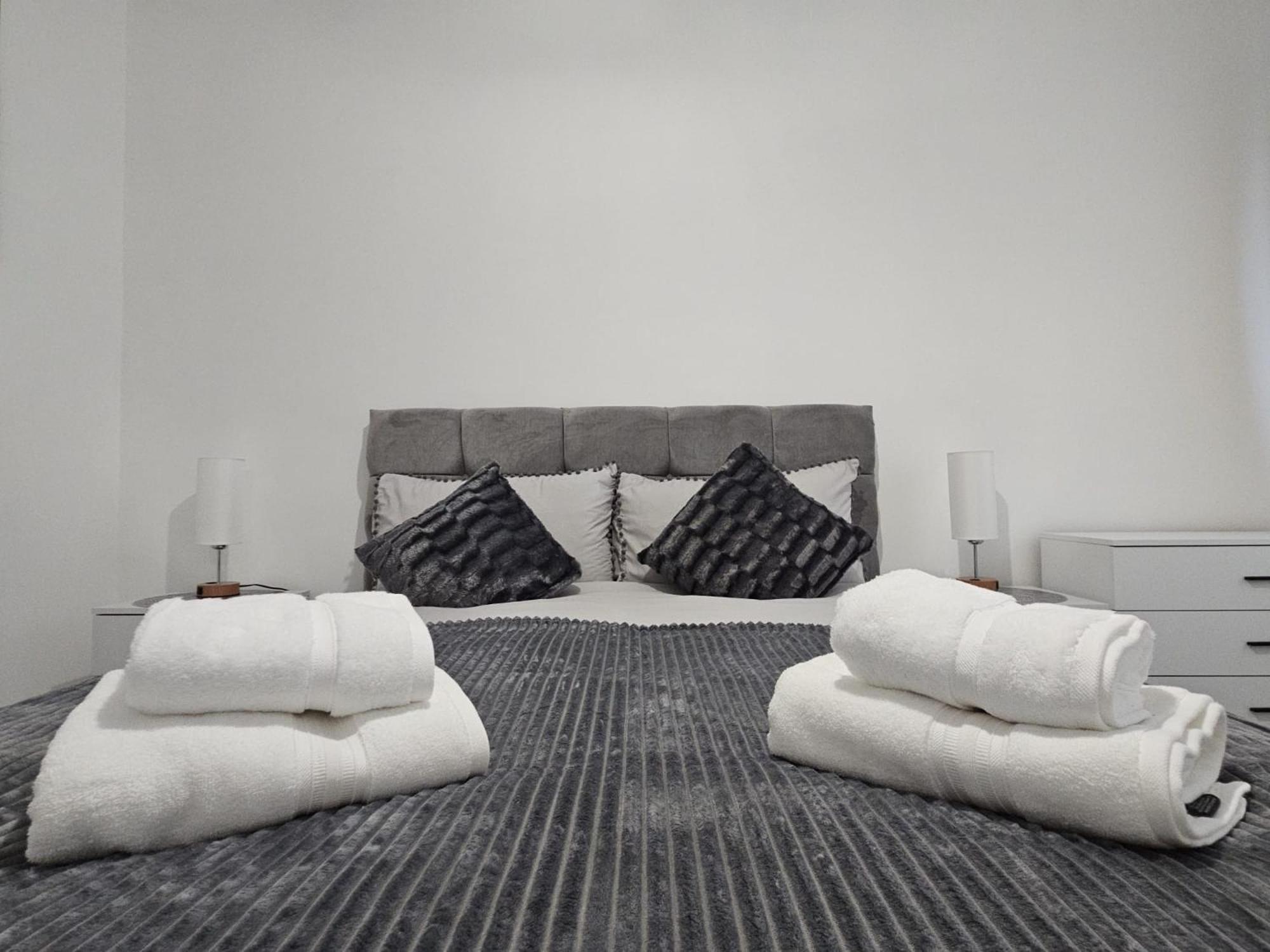 Regina Apartment In ฟอร์ตวิลเลียม ภายนอก รูปภาพ